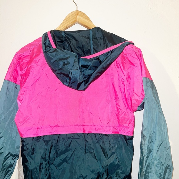 Cotopaxi Teca Half-Zip Windbreaker from repurposed ripstop nylon with DWR finish - Picture 10 of 12